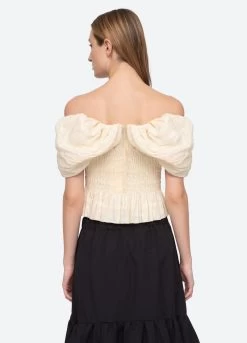 Loren Top, Cream -Fashion Comprehensive Discount Store AW23 040 CREAM 5