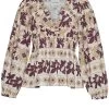 Emmery Top, Retro Floral Turtledove -Fashion Comprehensive Discount Store EmmeryTop RetroFloralTurtledove 600x af262e76 b0f0 4718 a1ed eab045cc0f2d