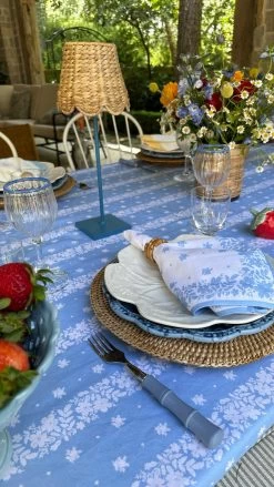Ditsy Floral Tablecloth, Blue -Fashion Comprehensive Discount Store IMG 9787 09dffdeb 658c 48c3 84fa 833b2387f3de
