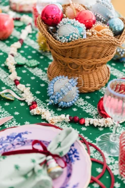 Only On The Avenue Holiday Ditsy Floral Tablecloth, Green -Fashion Comprehensive Discount Store ScreenShot2022 11 18at4.00.37PM